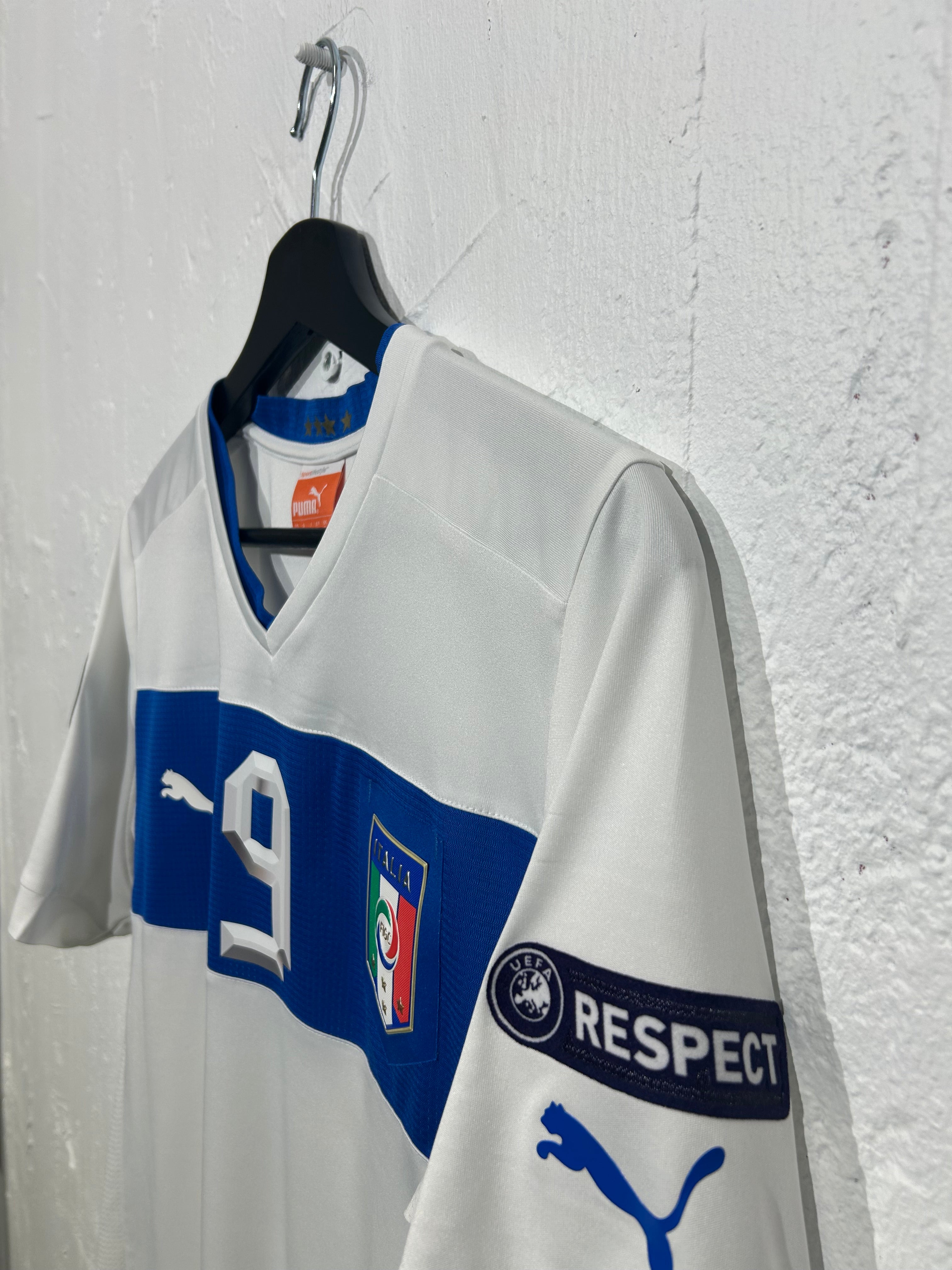Puma - Italy 2012 Away Football Shirt 'BALOTELLI'