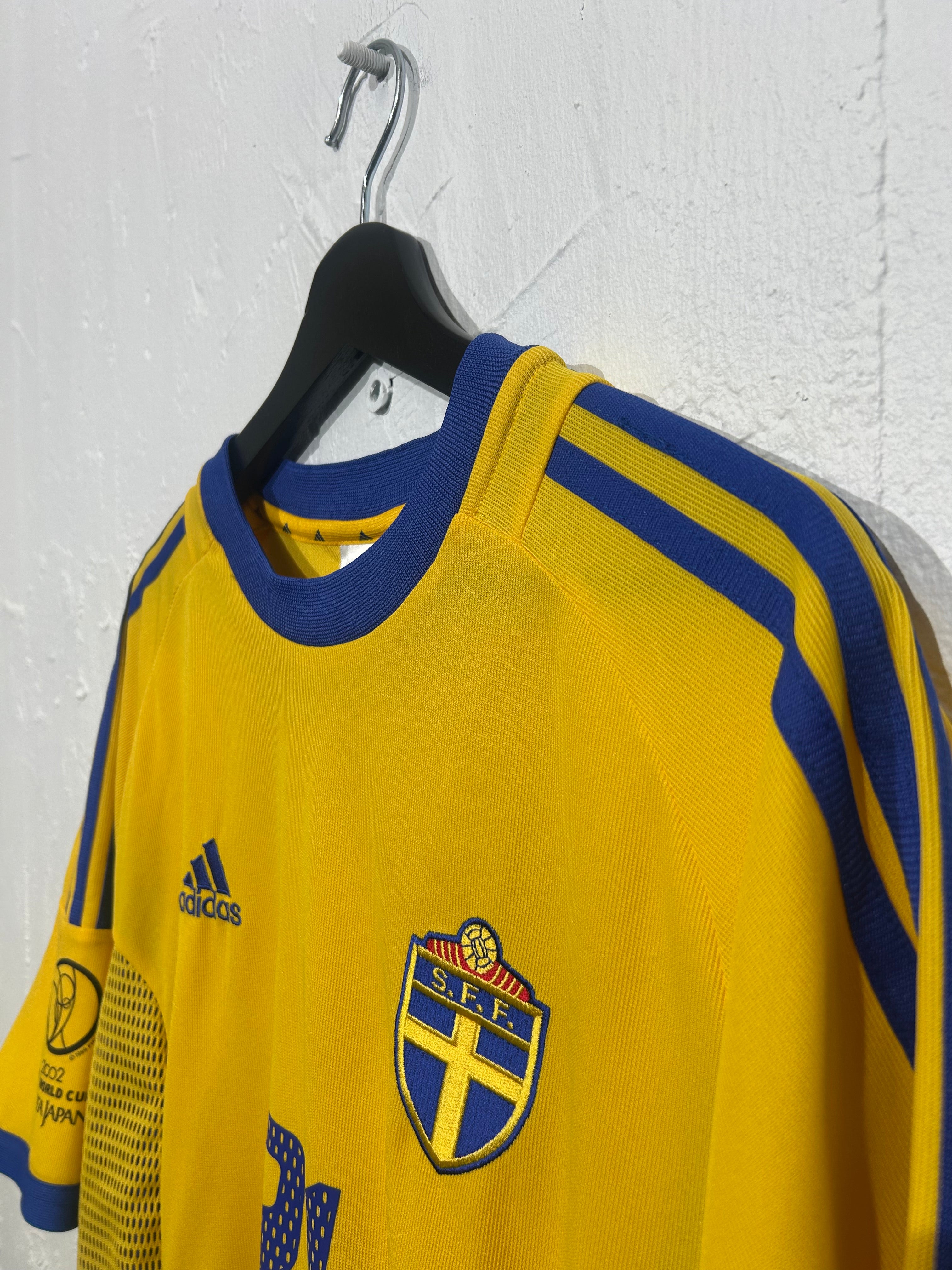 Adidas - Sweden 2002 Home Football Shirt 'IBRAHIMOVIC'