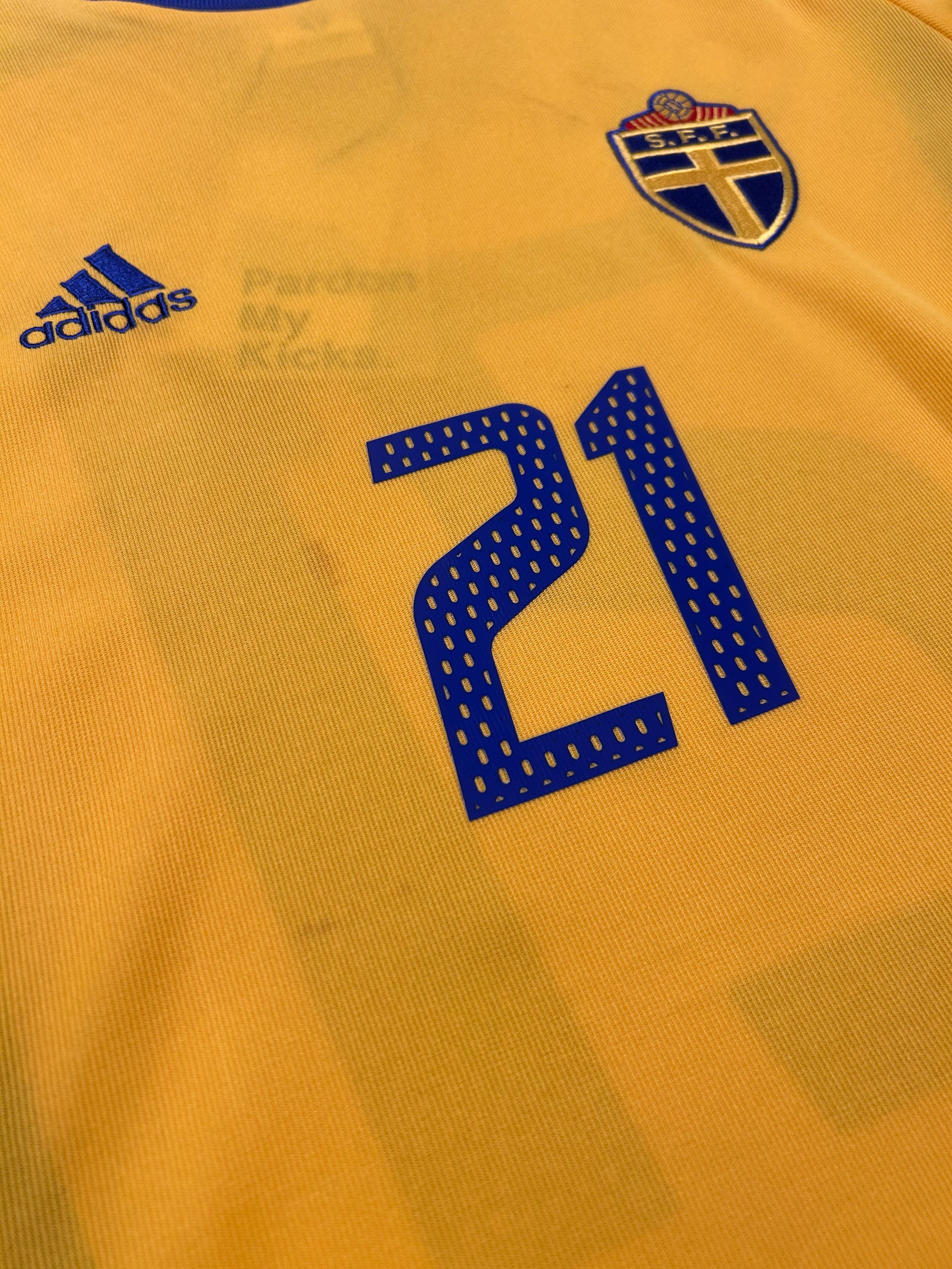 Adidas - Sweden 2002 Home Football Shirt 'IBRAHIMOVIC'
