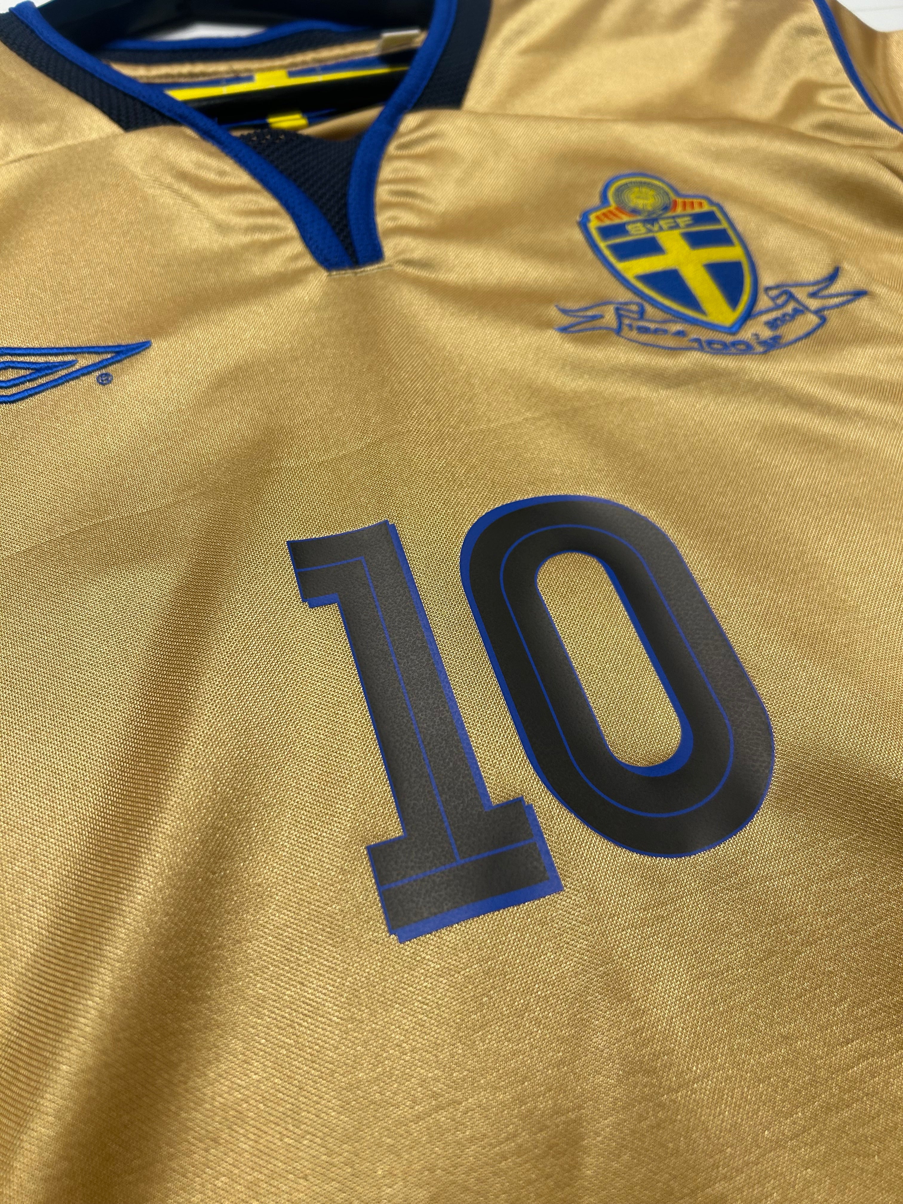 Umbro - Sweden 2004 Centenary Football Shirt 'IBRAHIMOVIC'