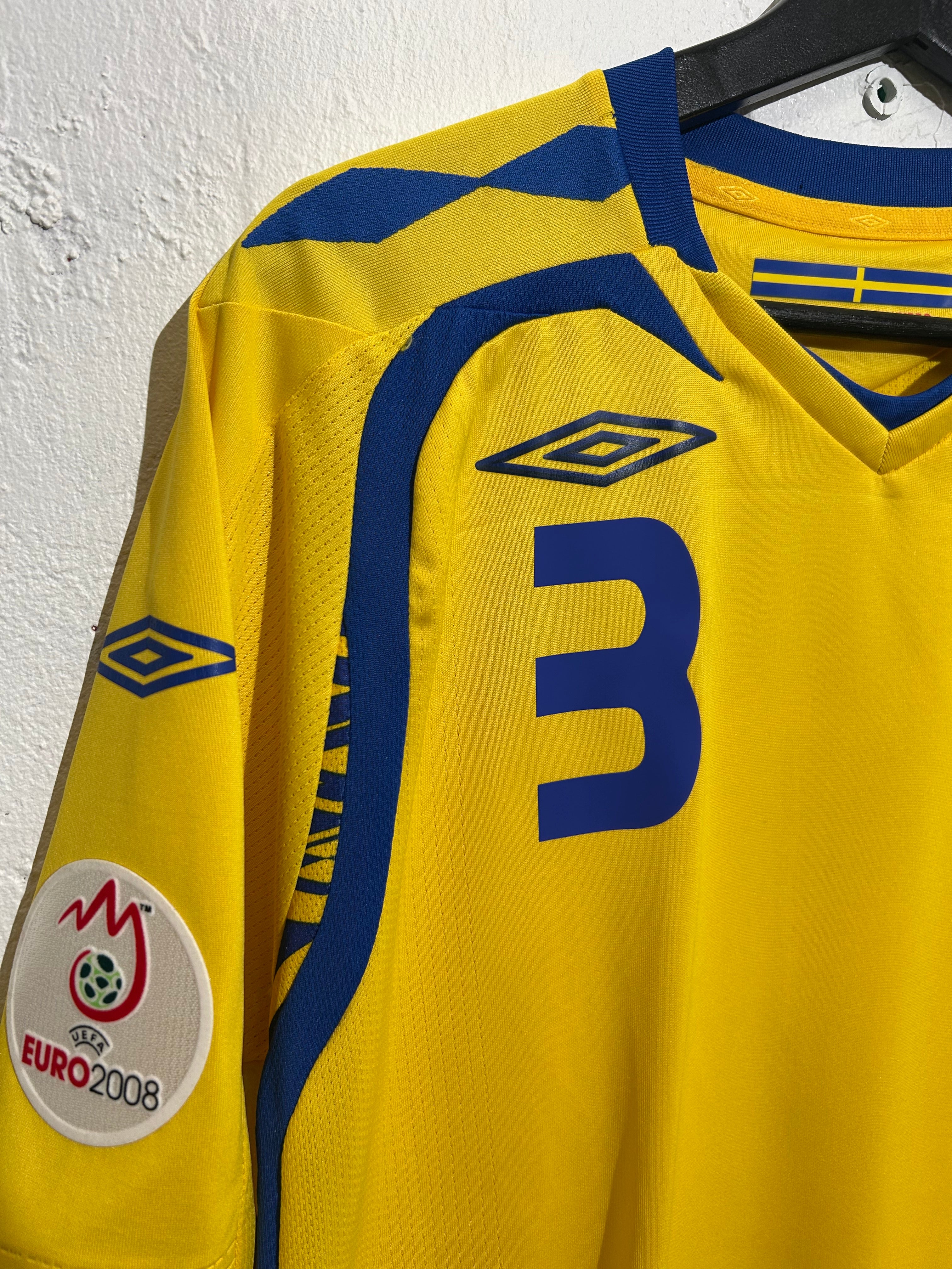Umbro - Sweden 2008 Home Football Shirt 'MELLBERG'