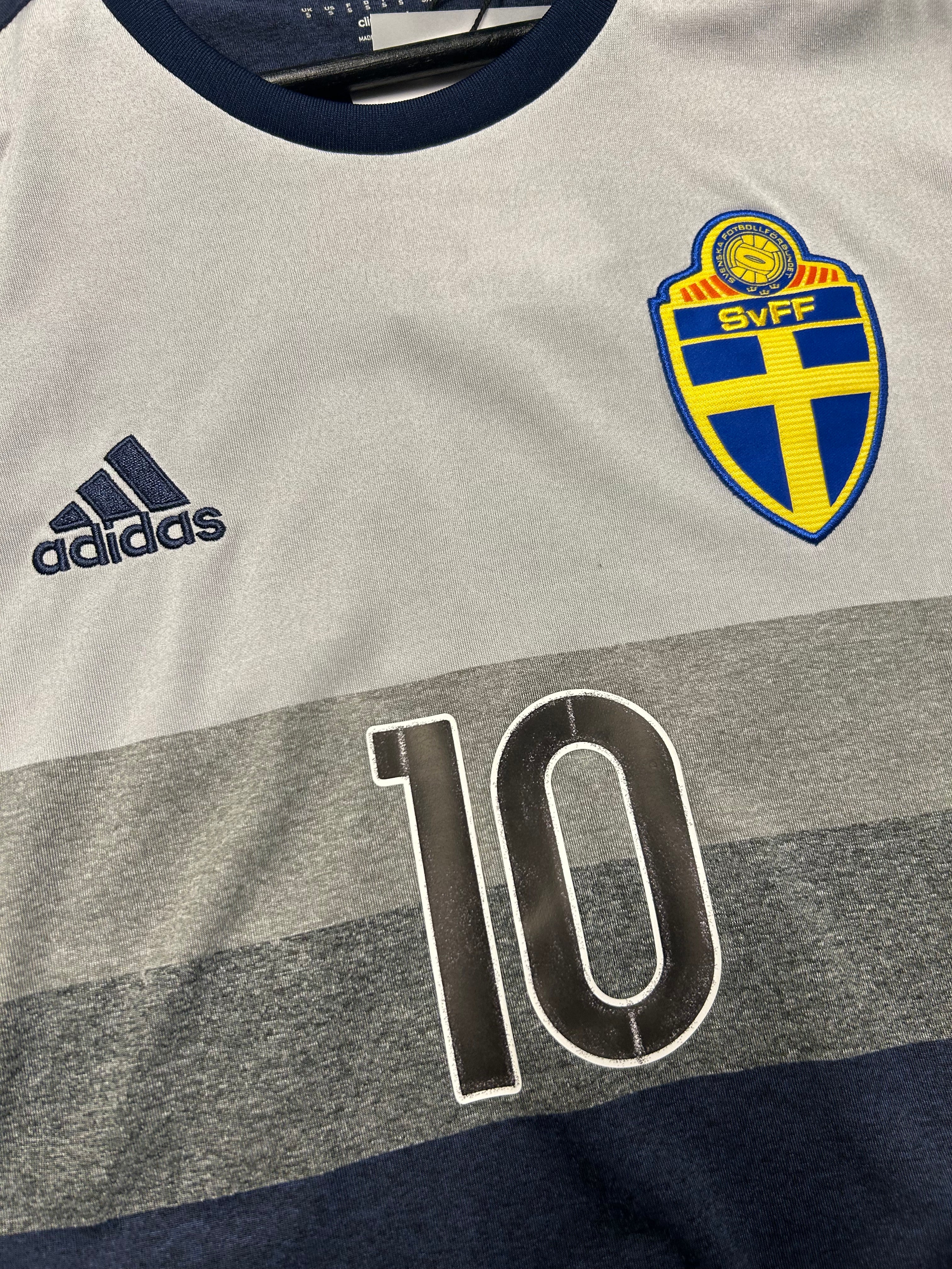 Adidas - Sweden 2016 Away Football Shirt 'IBRAHIMOVIC'