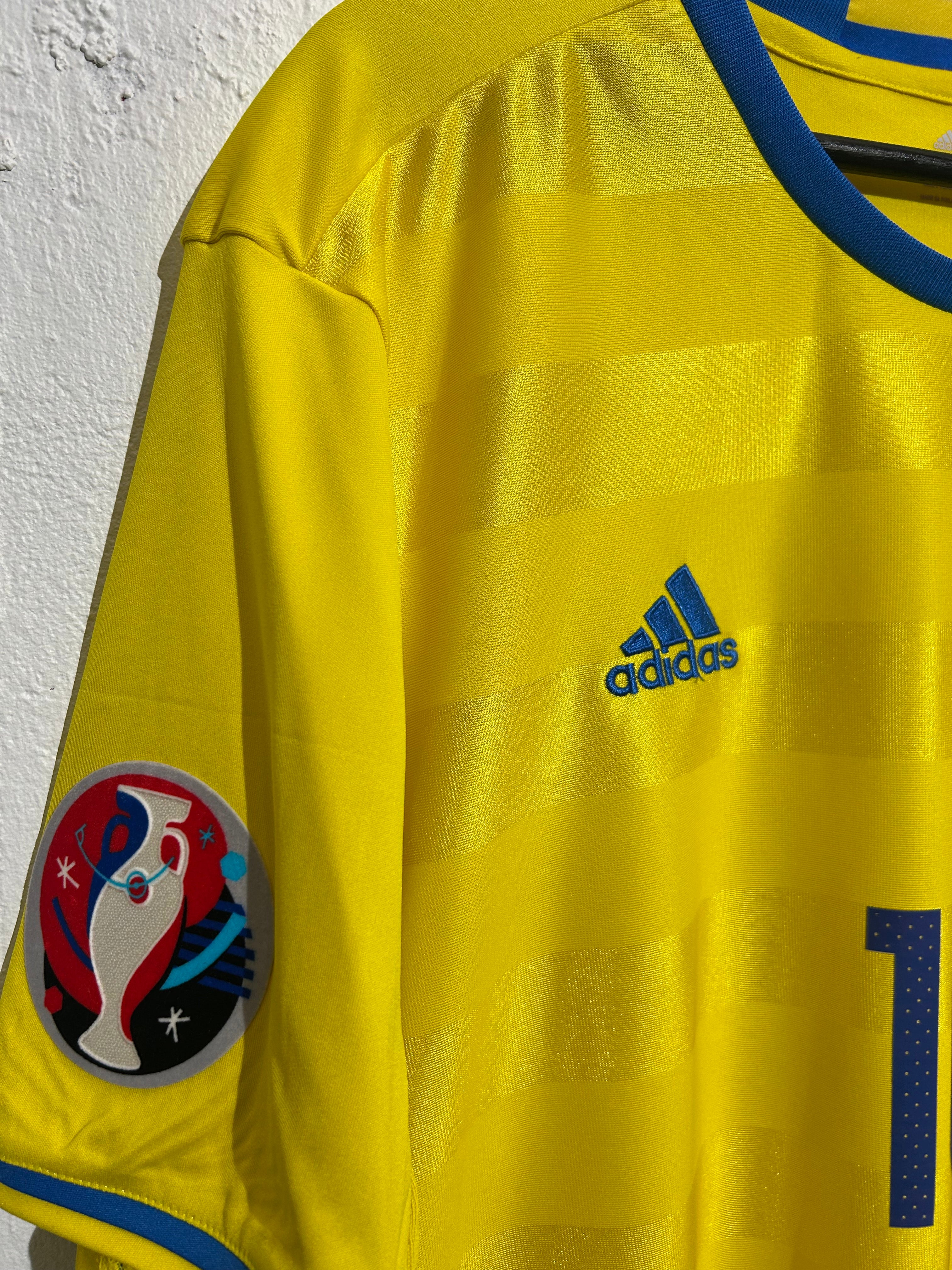 Adidas - Sweden 2016 Home Football Shirt 'IBRAHIMOVIC'