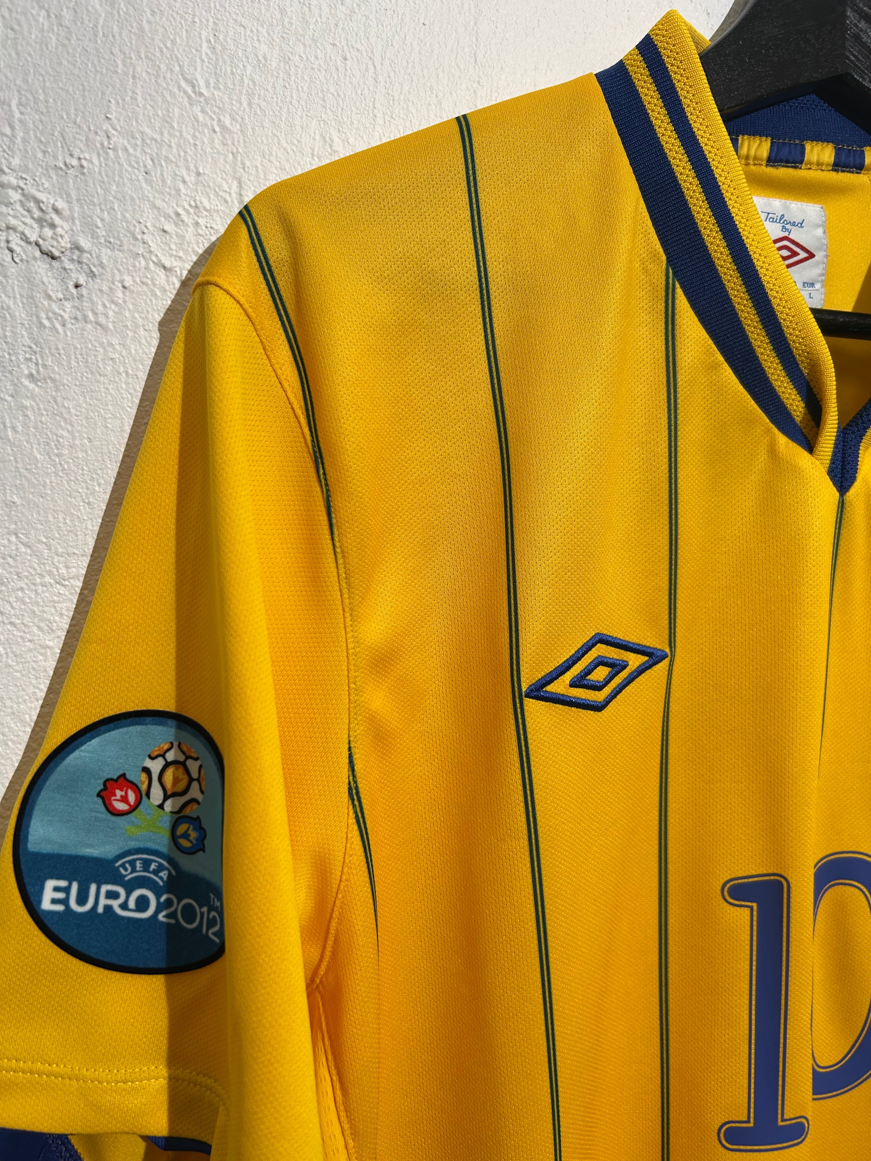 Umbro - Sweden 2012 Home Football Shirt 'IBRAHIMOVIC'