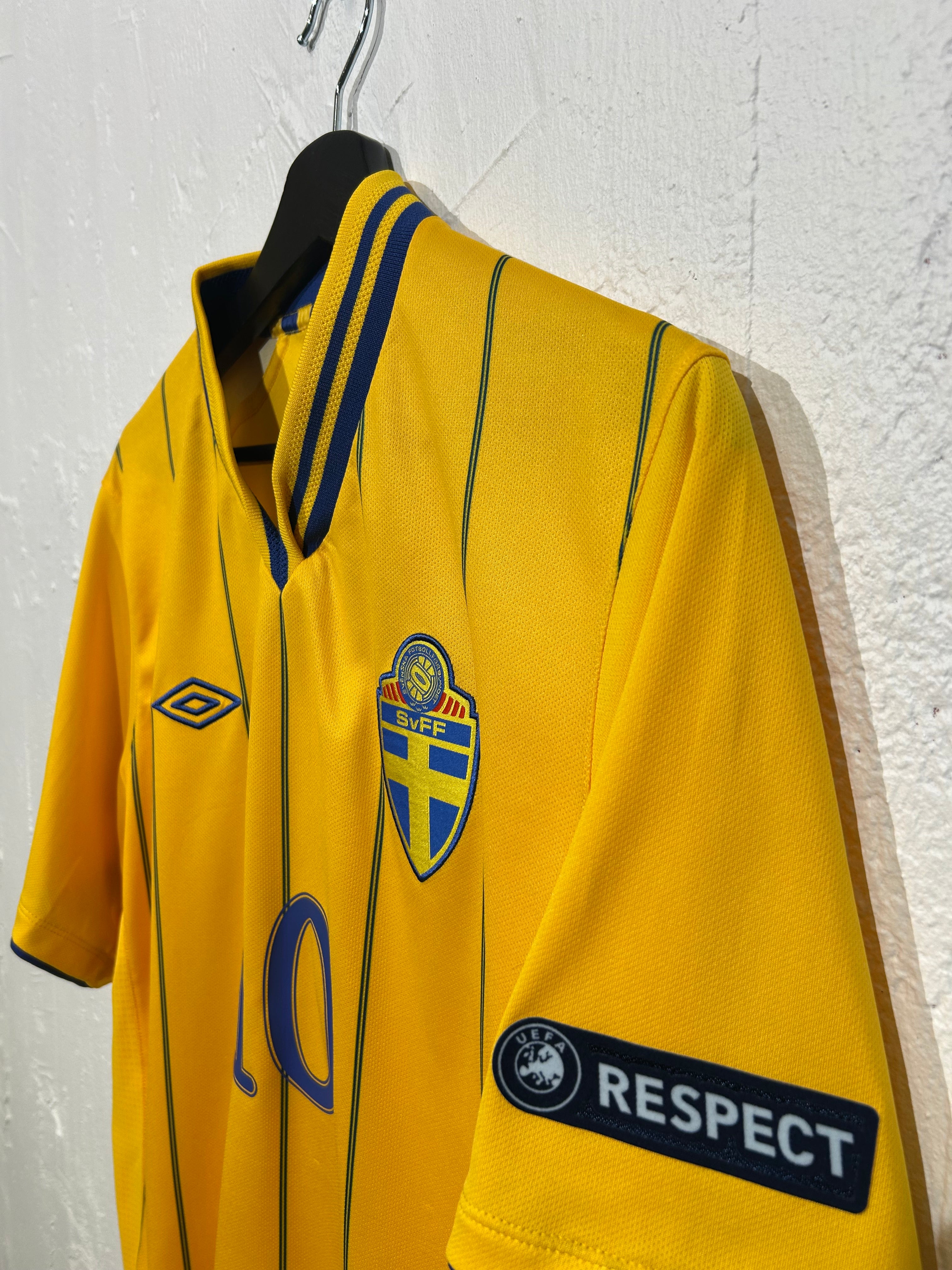 Umbro - Sweden 2012 Home Football Shirt 'IBRAHIMOVIC'