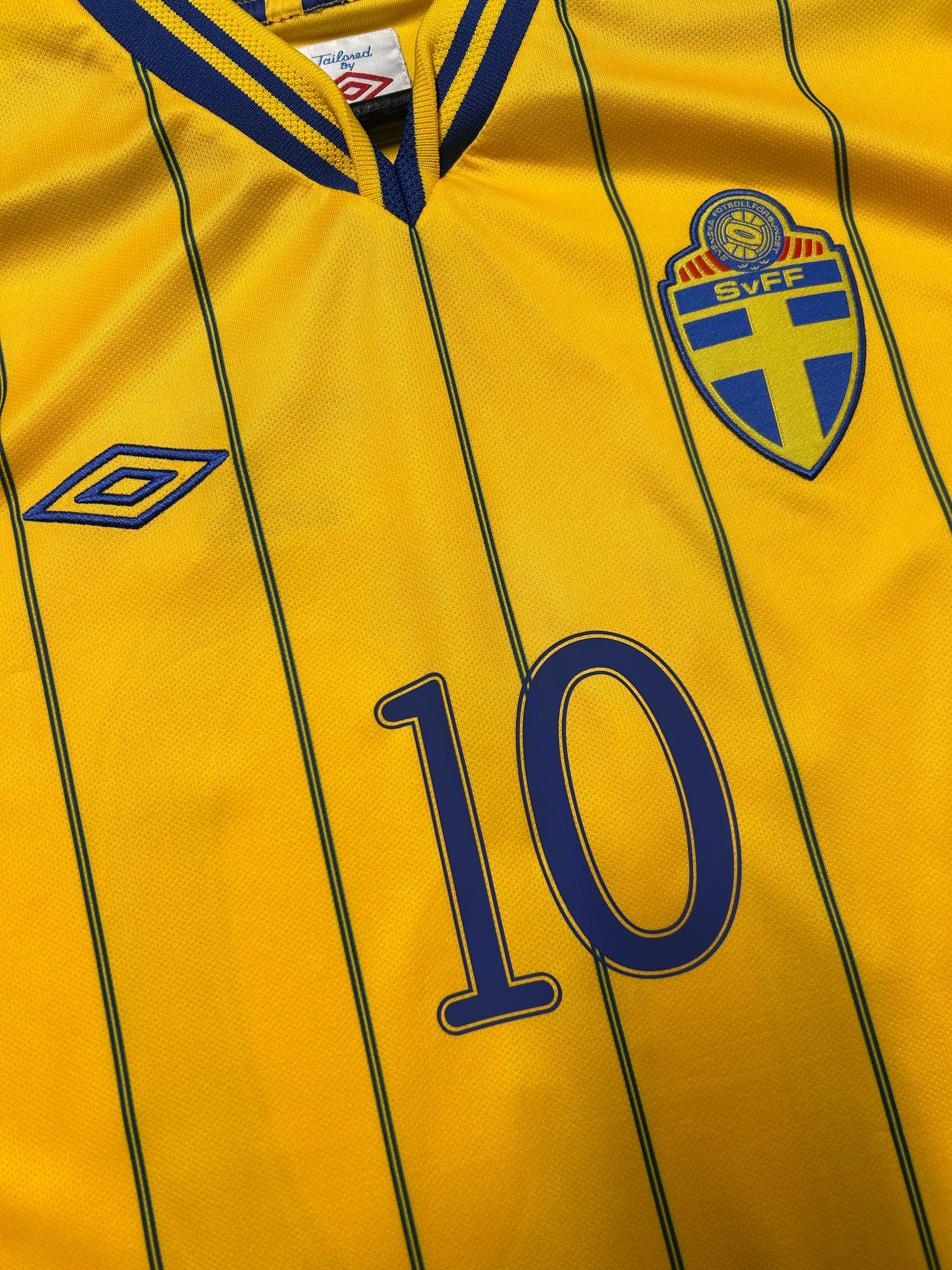 Umbro - Sweden 2012 Home Football Shirt 'IBRAHIMOVIC'