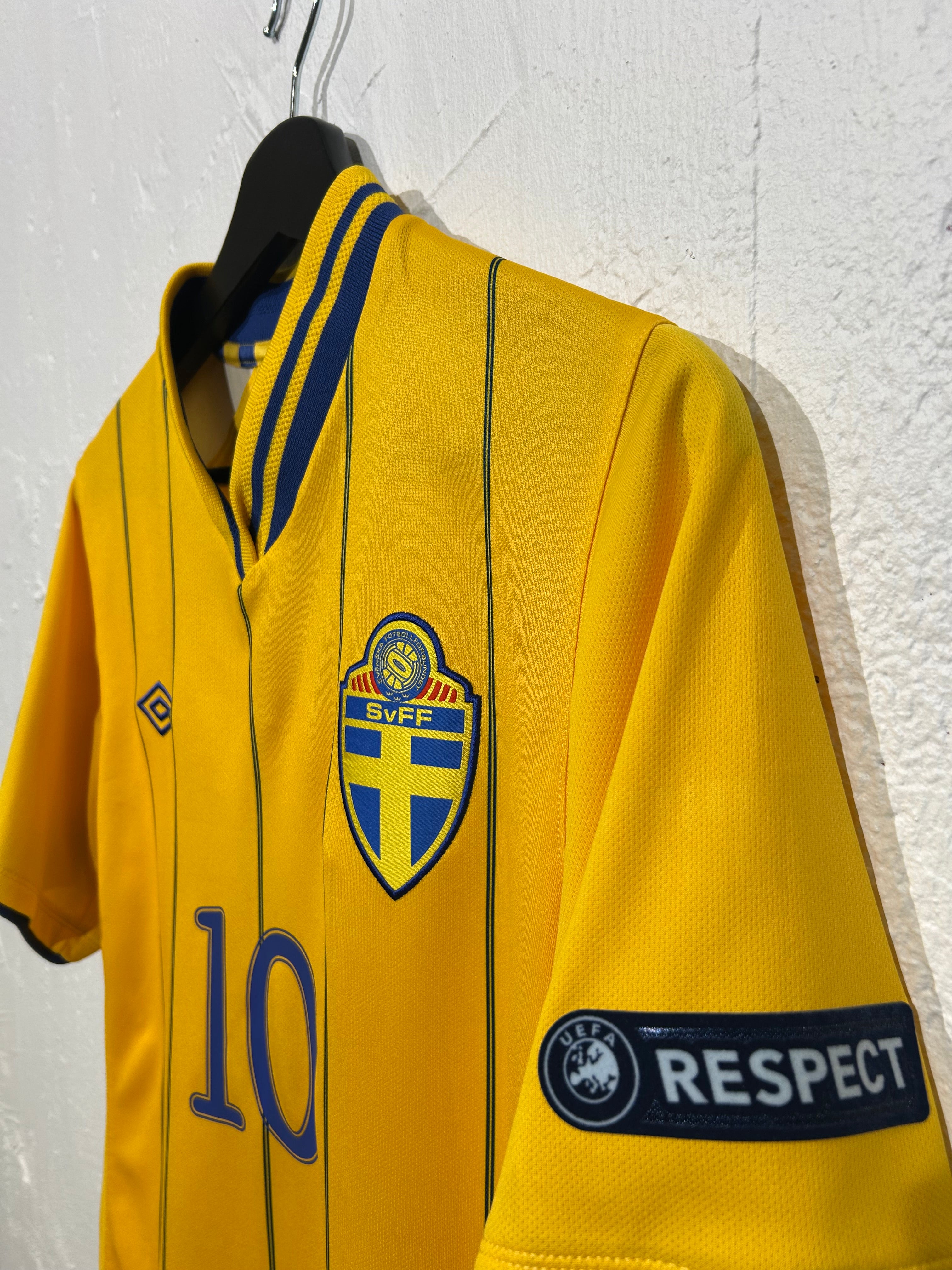 Umbro - Sweden 2012 Home Football Shirt 'IBRAHIMOVIC'