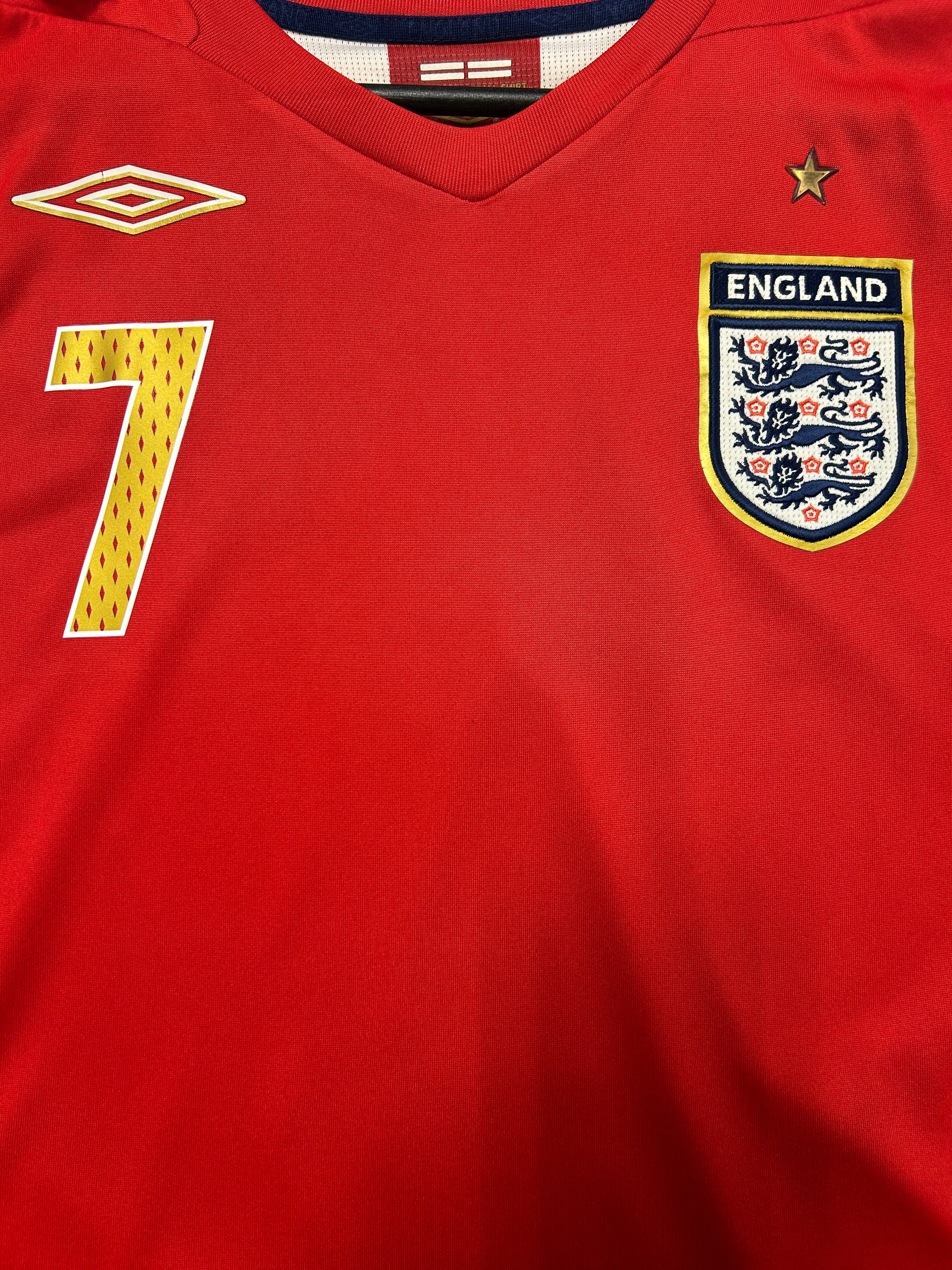 Umbro - England 2006 Away Football Shirt 'BECKHAM'