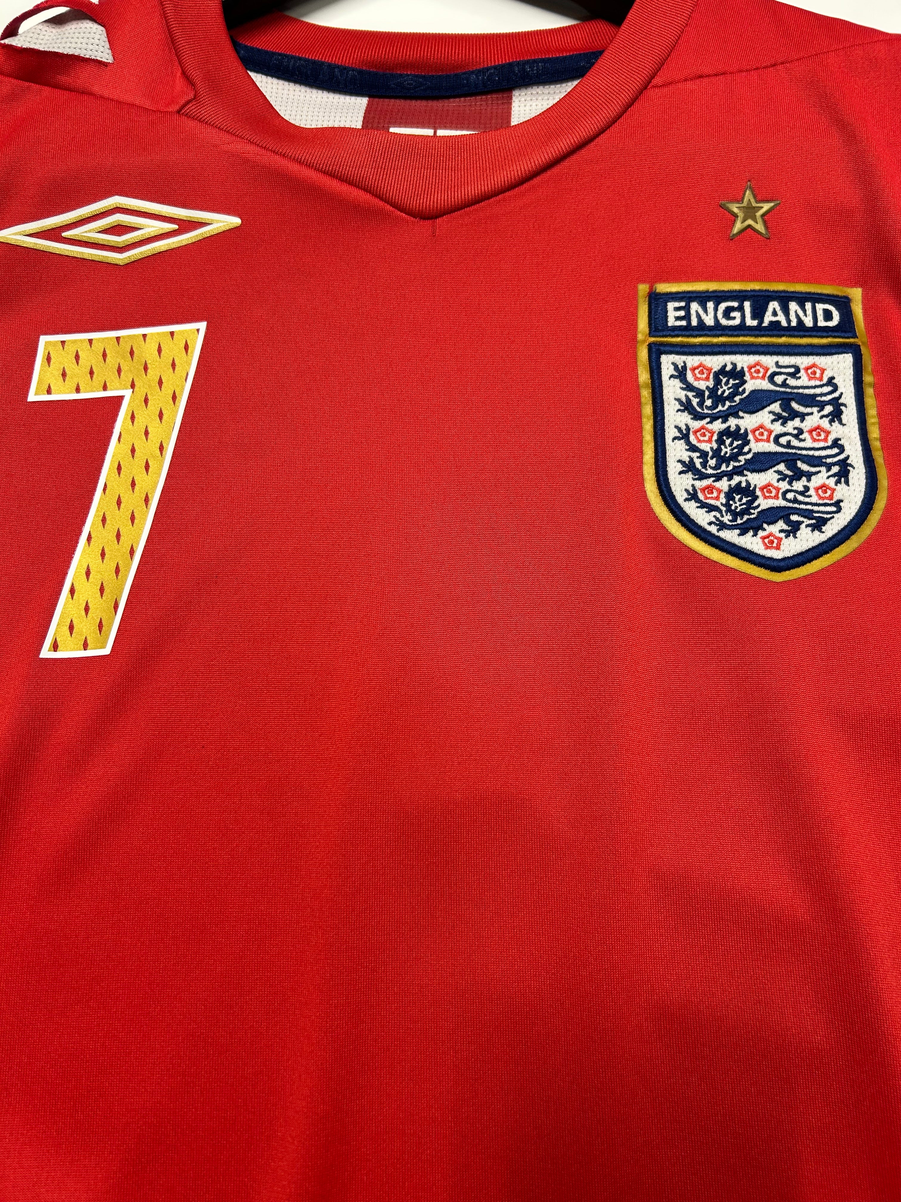 Umbro - England 2006 Away Football Shirt 'BECKHAM'