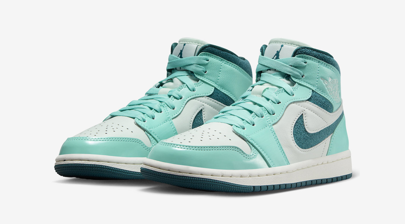 Air Jordan 1 Mid 'Chenille Bleached Turquoise'