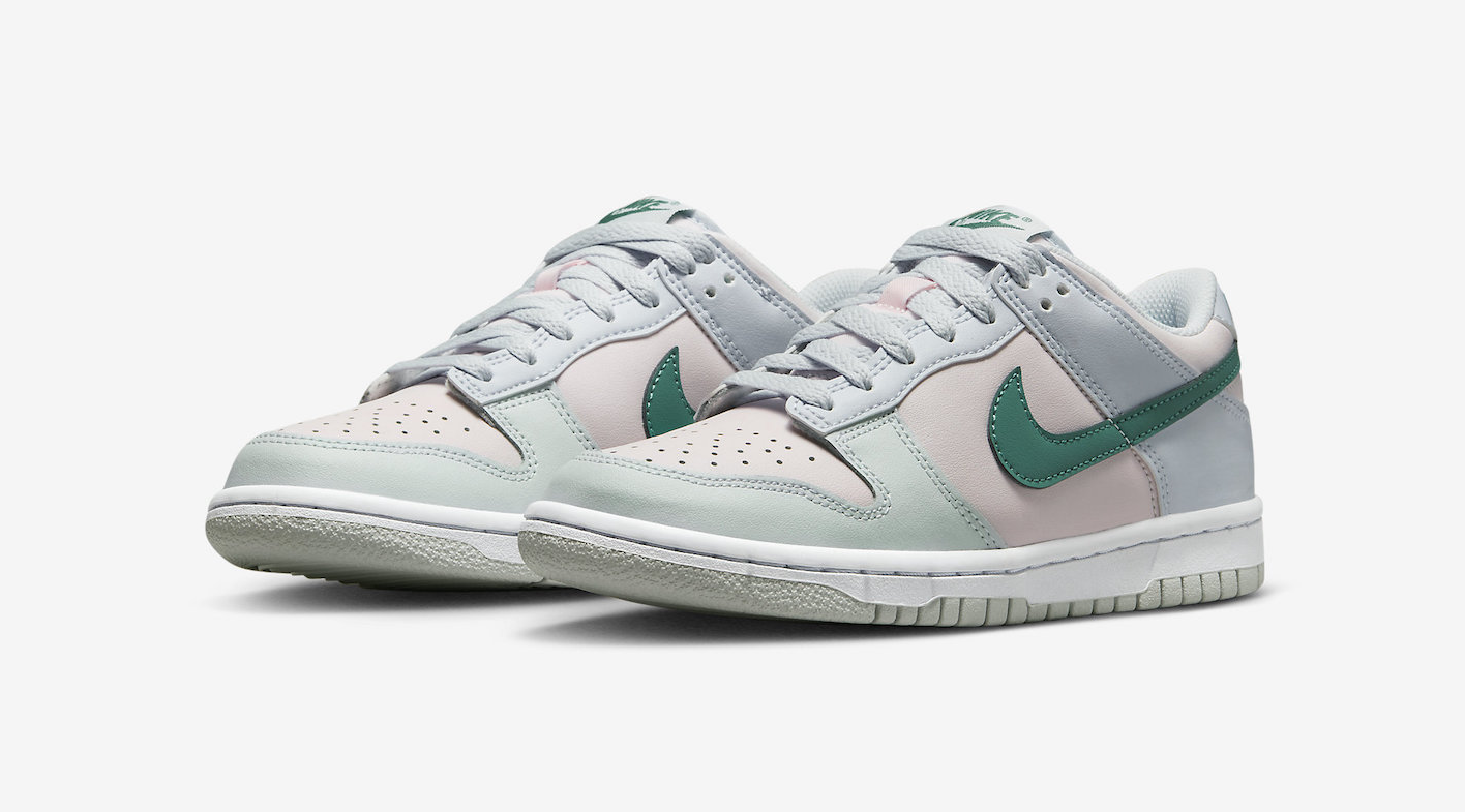 Nike Dunk Low 'Mineral Teal'