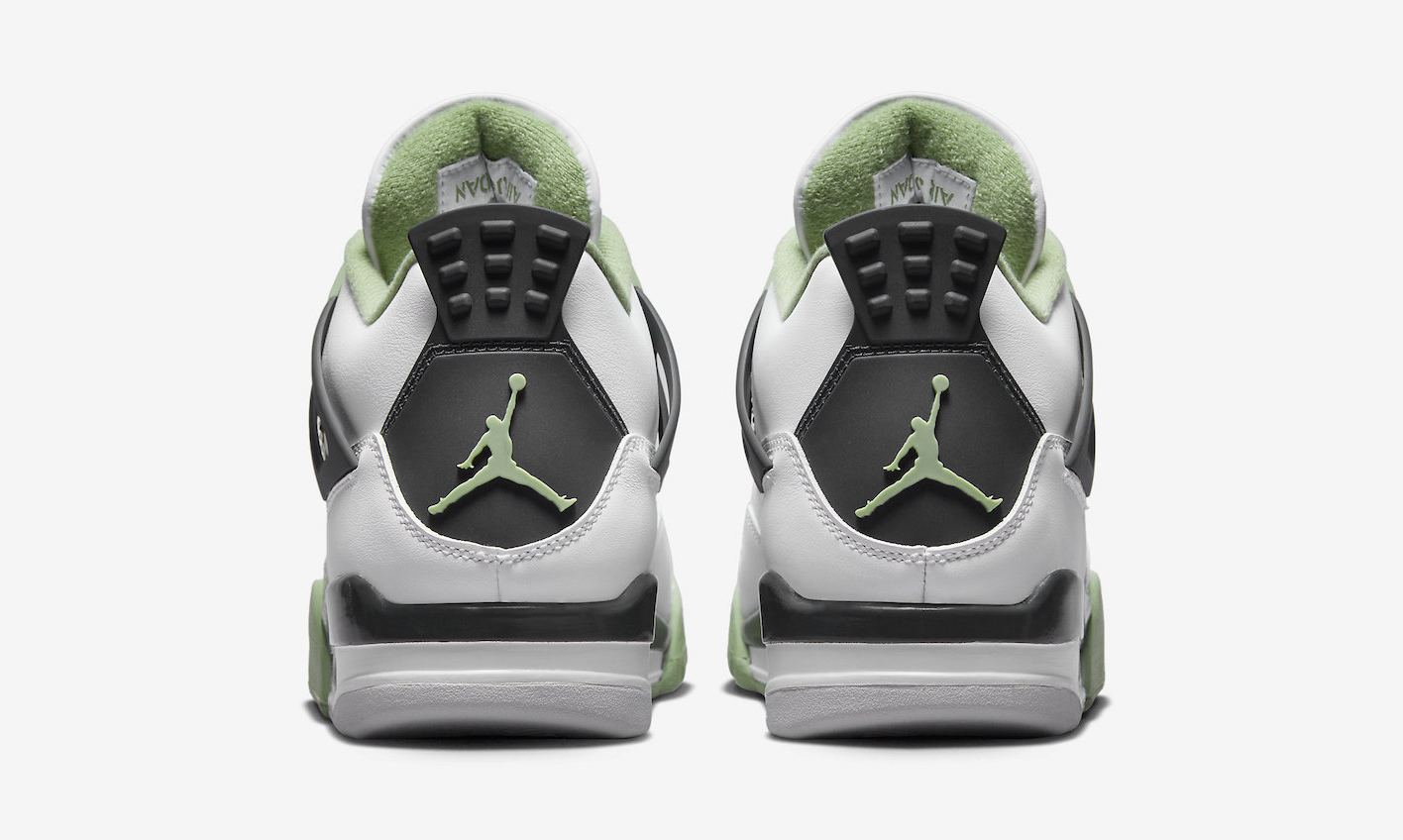 Air Jordan 4 'Seafoam'