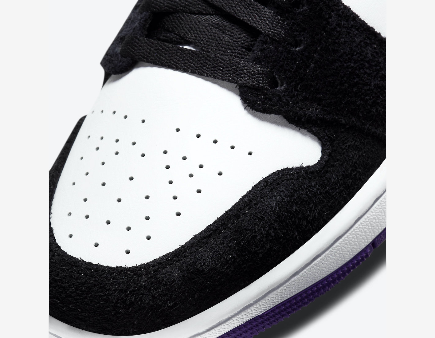 Air Jordan 1 Mid 'Purple'