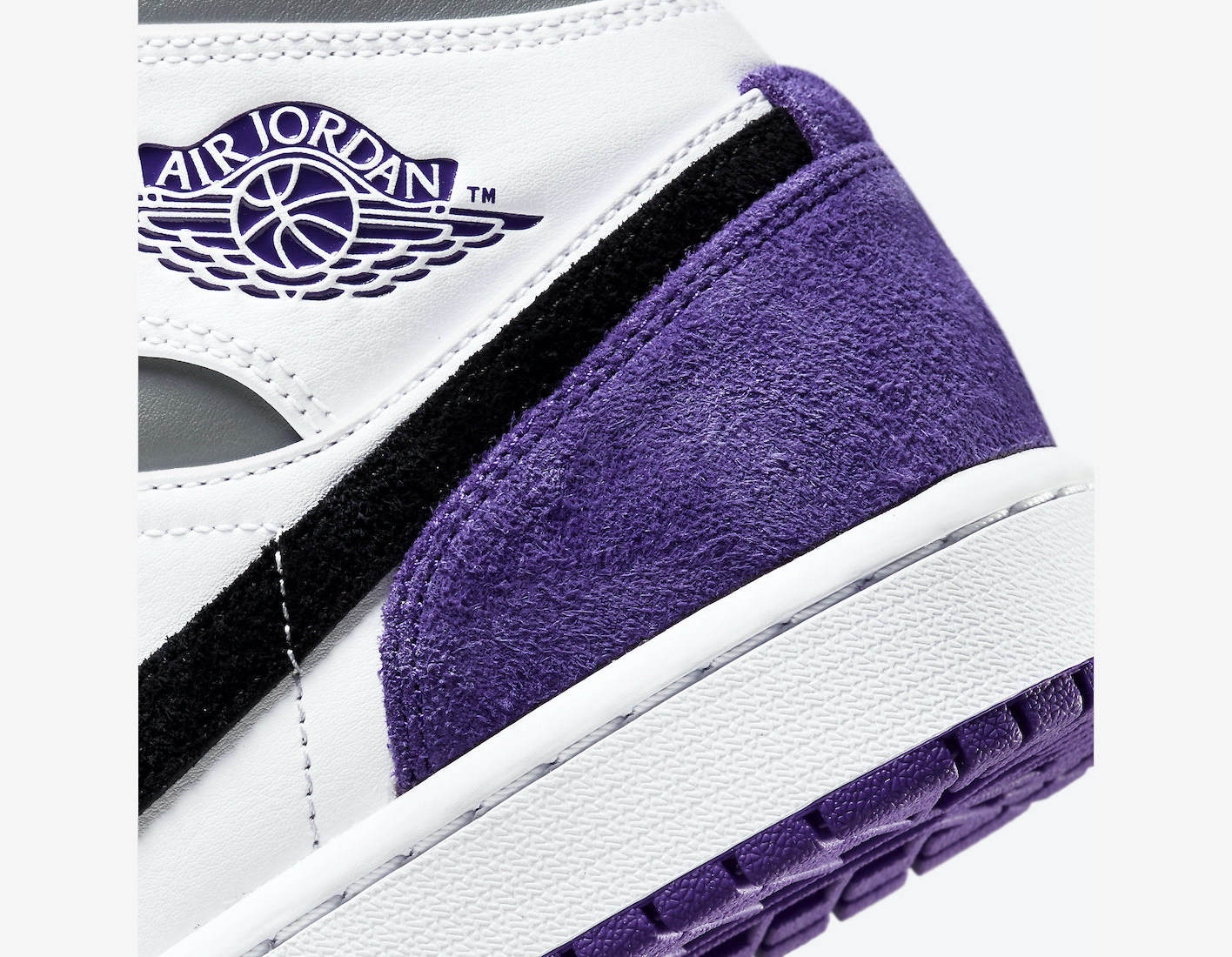 Air Jordan 1 Mid 'Purple'