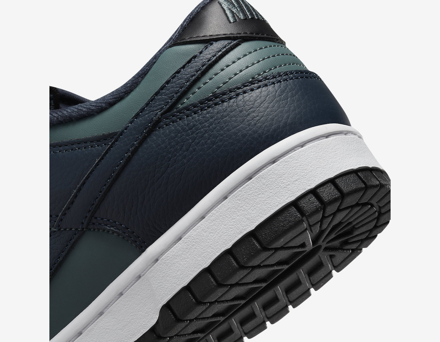 Nike Dunk Low 'Armory Navy'