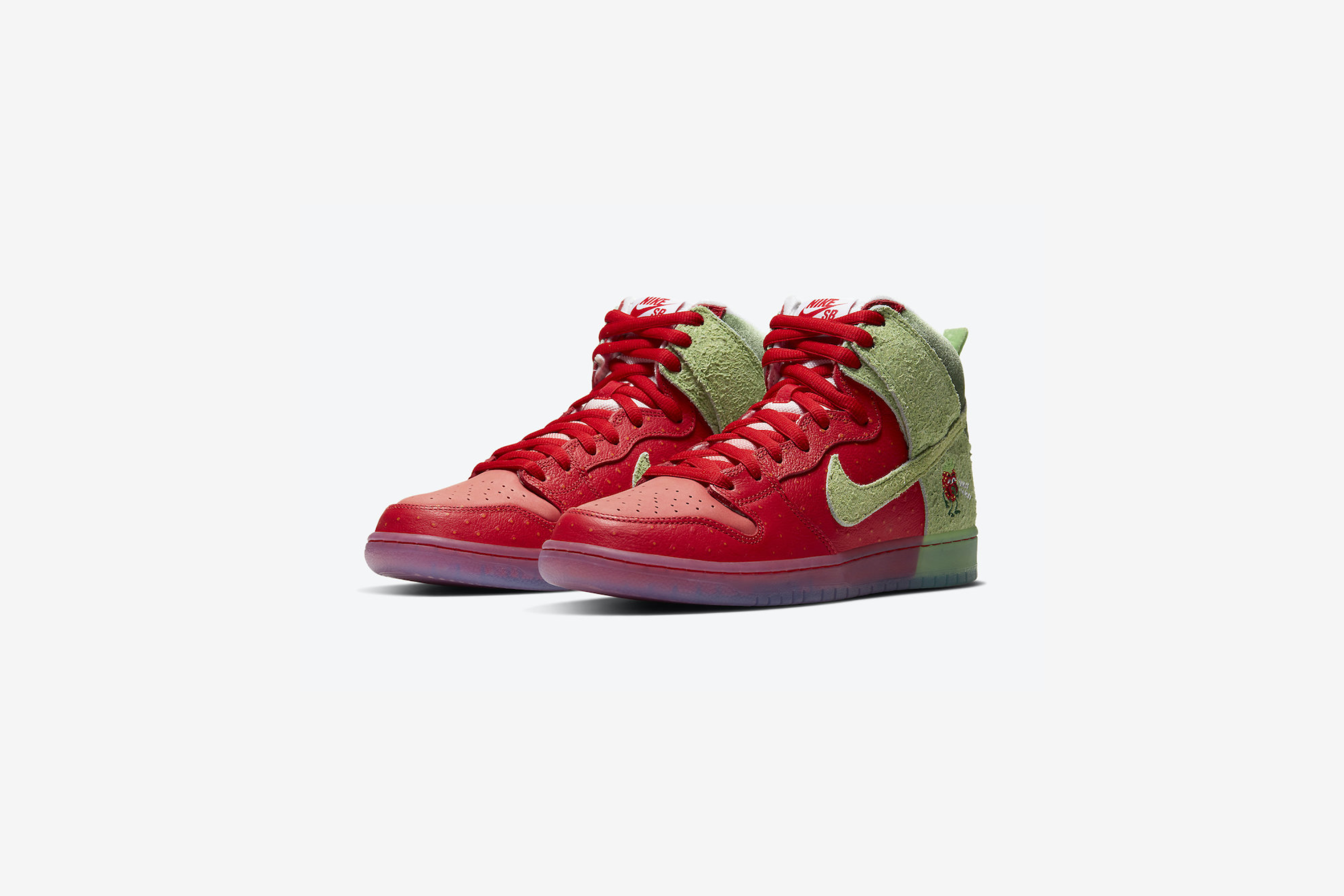 Nike SB Dunk High 'Strawberry Cough'